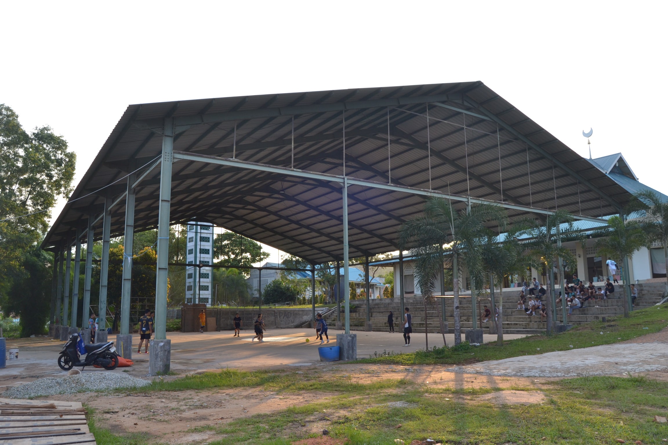 Gedung olahraga serba guna